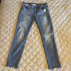 DL1961 Skinny Jeans with rips